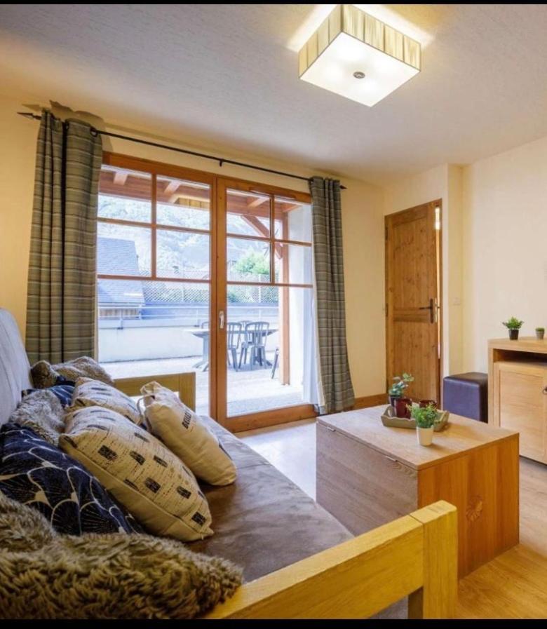 Appartements Avec Piscine Interieure Sauna Parking Etage 1 Au Centre Du Village Dans Residence Cami Real Сен-Лари-Сулан Экстерьер фото