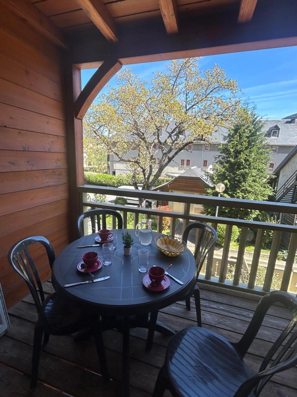 Appartements Avec Piscine Interieure Sauna Parking Etage 1 Au Centre Du Village Dans Residence Cami Real Сен-Лари-Сулан Экстерьер фото