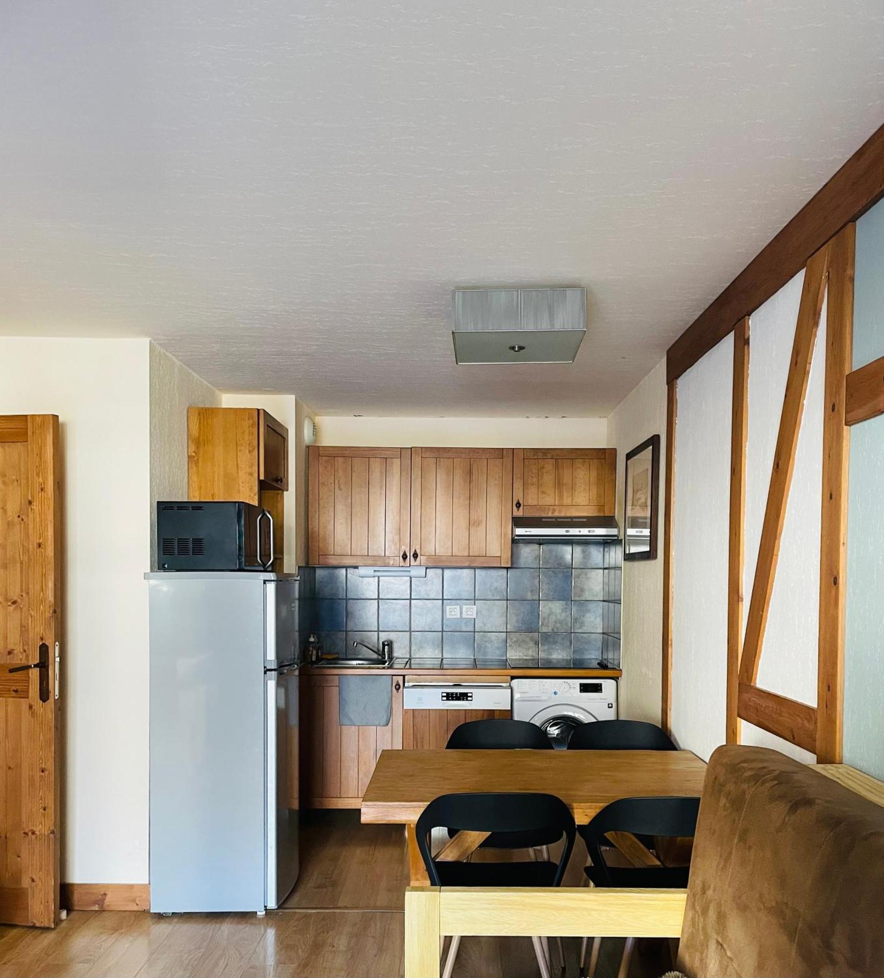 Appartements Avec Piscine Interieure Sauna Parking Etage 1 Au Centre Du Village Dans Residence Cami Real Сен-Лари-Сулан Экстерьер фото
