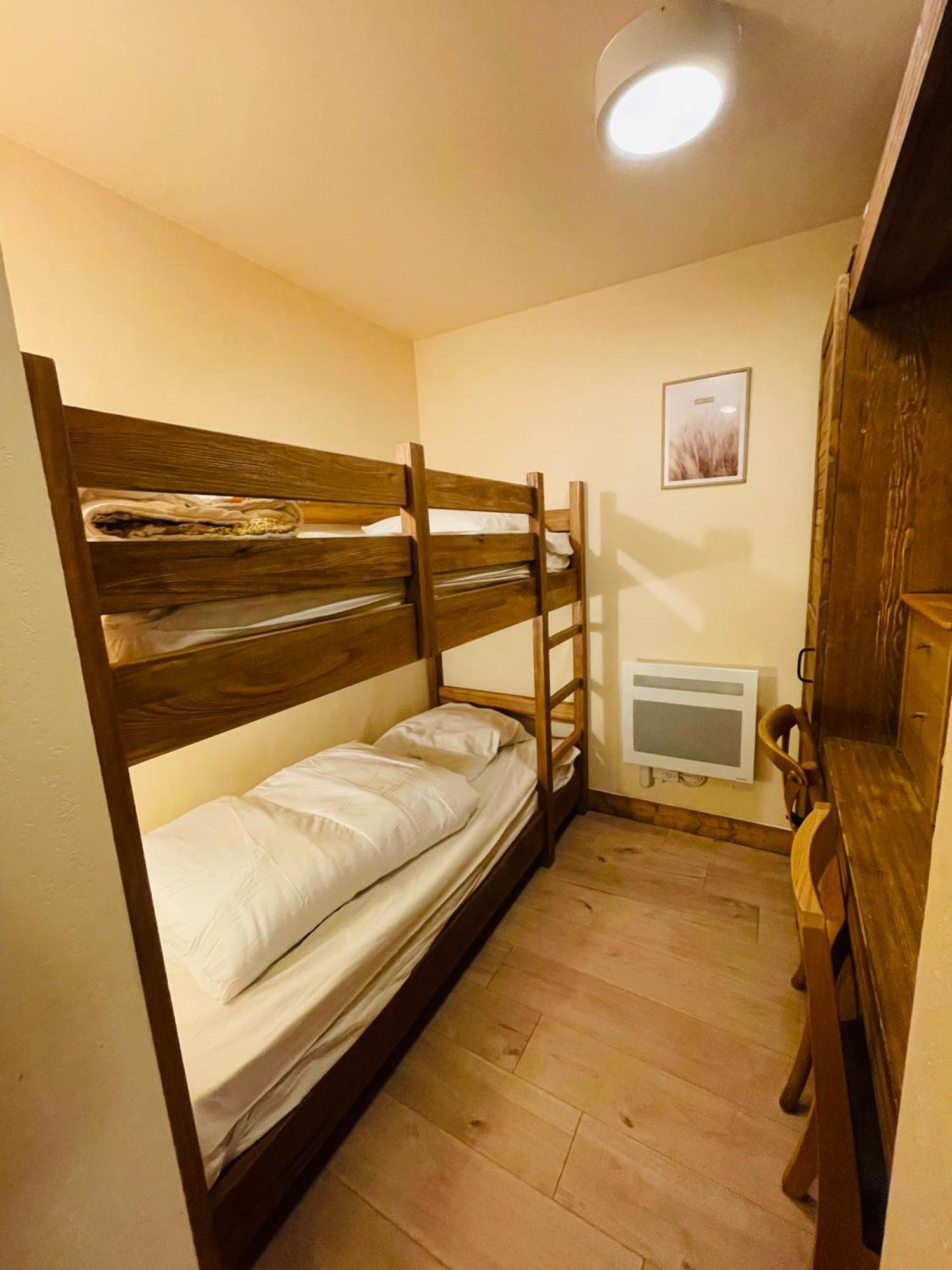 Appartements Avec Piscine Interieure Sauna Parking Etage 1 Au Centre Du Village Dans Residence Cami Real Сен-Лари-Сулан Экстерьер фото